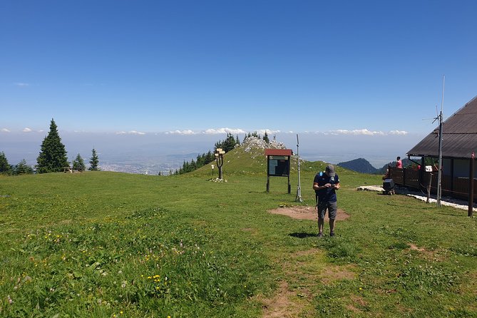 1 day CARPATHIAN PEAKS & CHALETS hike - Timing, group size, and route expectations