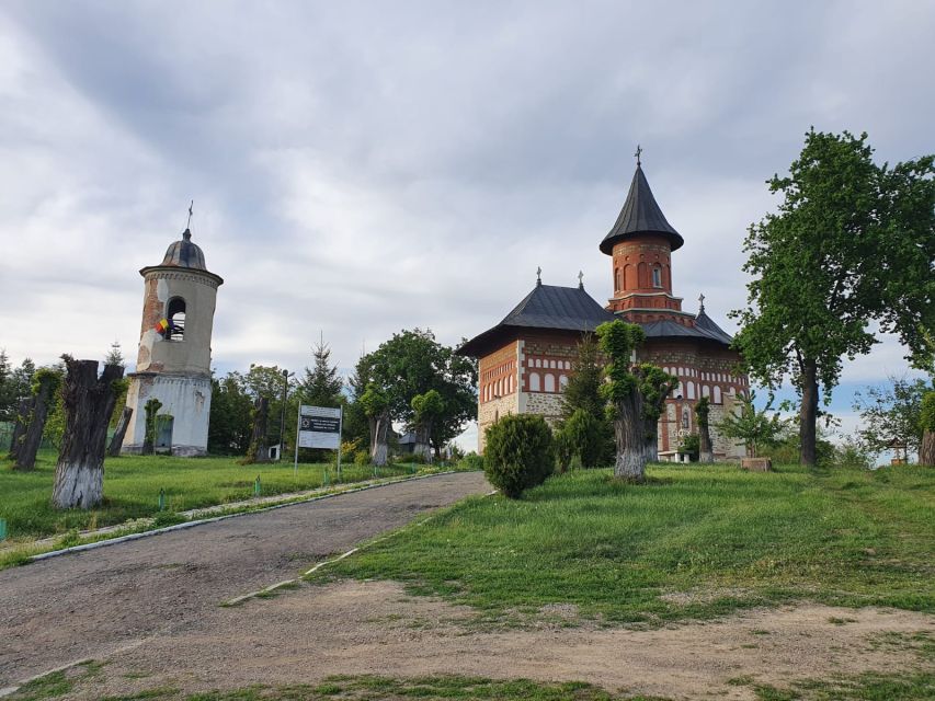 2 Day Private Tour from Bucharest in Transylvania - An evening in Sighișoara’s fortified old town