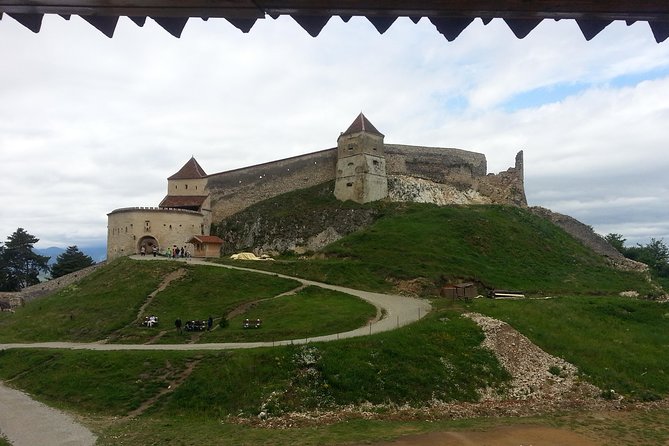 2-Day Private Tour of Transylvania from Bucharest - Sinaia Monastery, a calm first stop