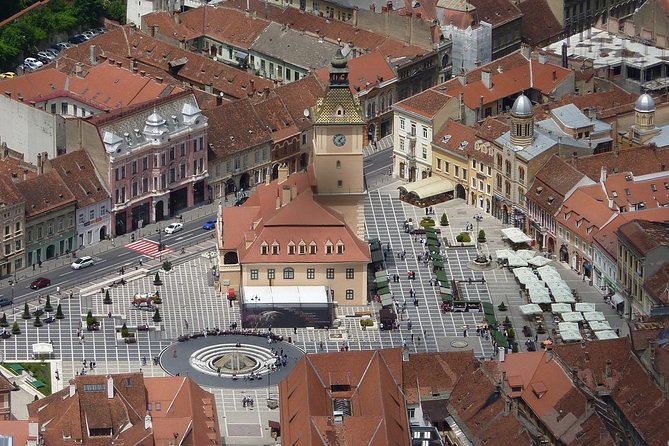2-Day Small-Group Tour to Dracula's Castle, Rasnov Fortress, Peles Castle, Sighisoara and Libearty Brown Bear Sanctuary with Overnight in Brasov - Day one: bears, Bran Castle, and Brasov