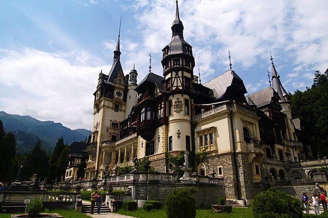 3-Castle: Peles,Bran,Rasnov,Sinaia Monastery from Brasov w pickup - What Rasnov offers when the fortress is open