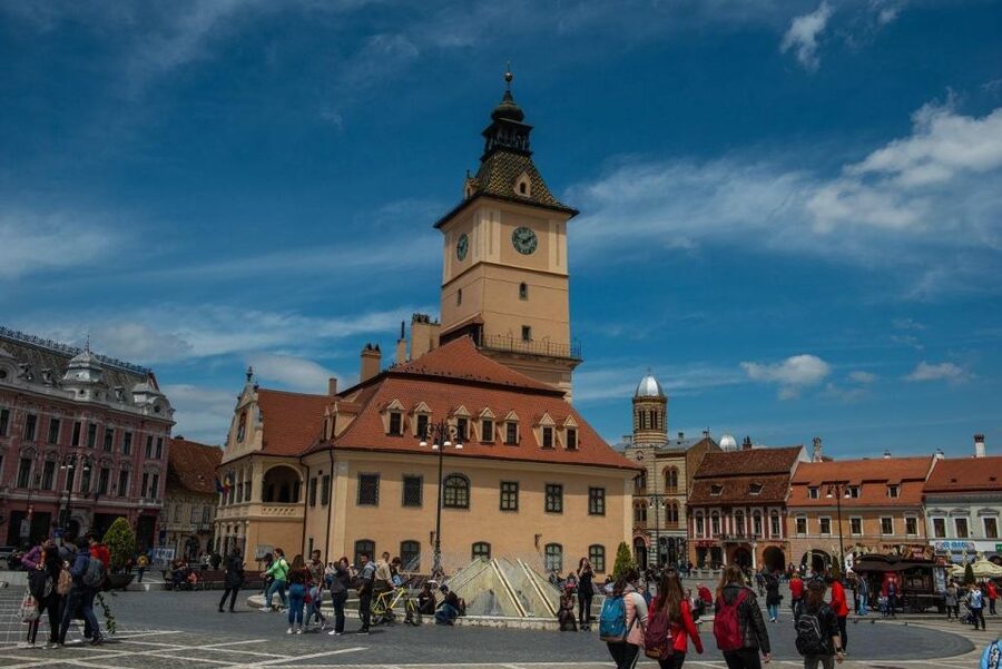 3-Day Medieval Transylvania Package Tour - Brașov after dark, then the Black Church