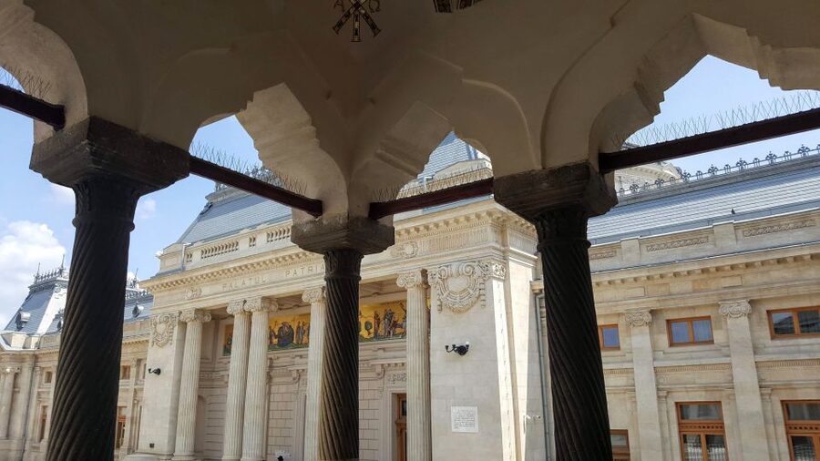 3-Hour Guided Tour of Communist Bucharest - Uranus and the neighborhoods that vanished