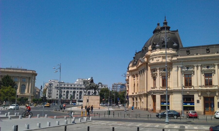3-Hour Guided Tour of Communist Bucharest - Daily life under communism