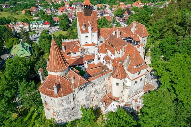 4x4 Private 2-days Tour of the Carpathian Mountains from Bucharest - From Bucharest to the Carpathian foothills