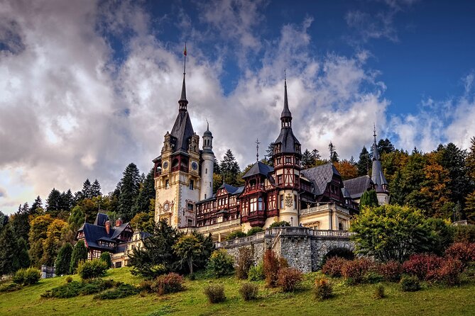 4x4 Private 2-days Tour of the Carpathian Mountains from Bucharest - Peleș Castle and Sinaia’s royal setting