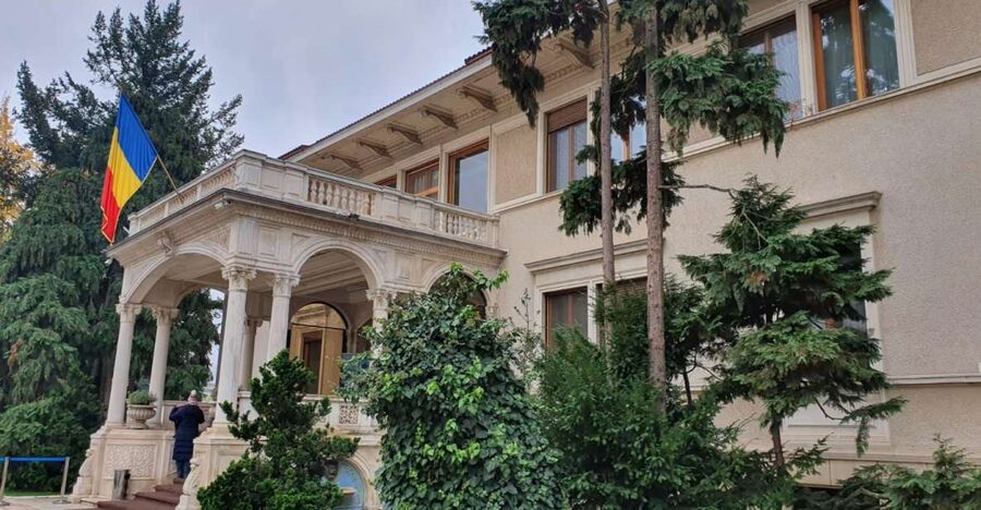 6h Communism Tour in Bucharest with Ceausescu Mansion - Why this tour works for understanding Bucharest