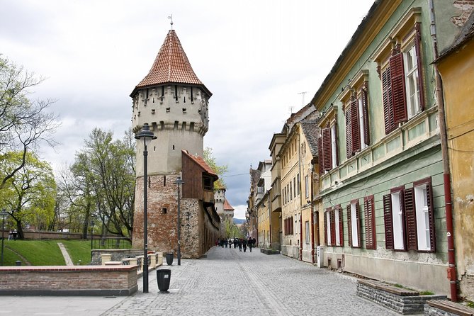 7-Day Dracula Tour in Romania from Bucharest including 'The Ritual of Killing of a Living Dead' - Day 6: Bran Castle and Saxon Brasov