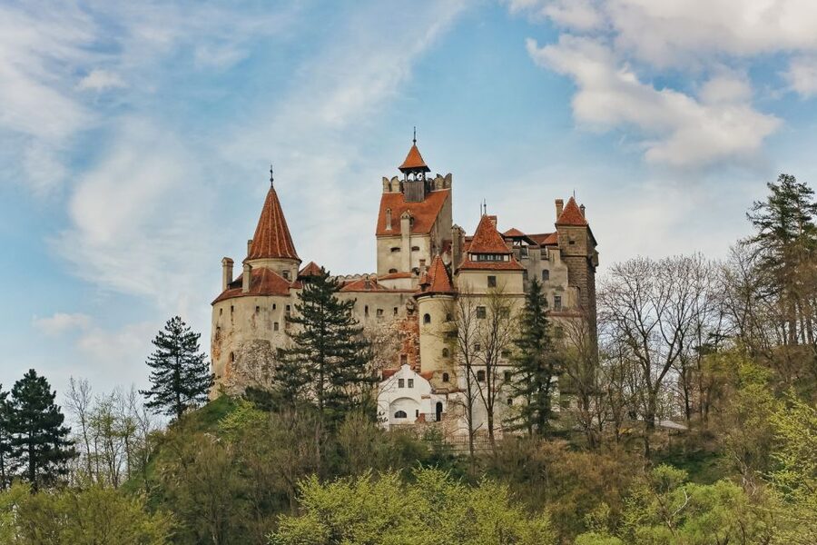 7h Dracula's Castle Private Tour from Bucharest - Fast Tour - Should you book it?