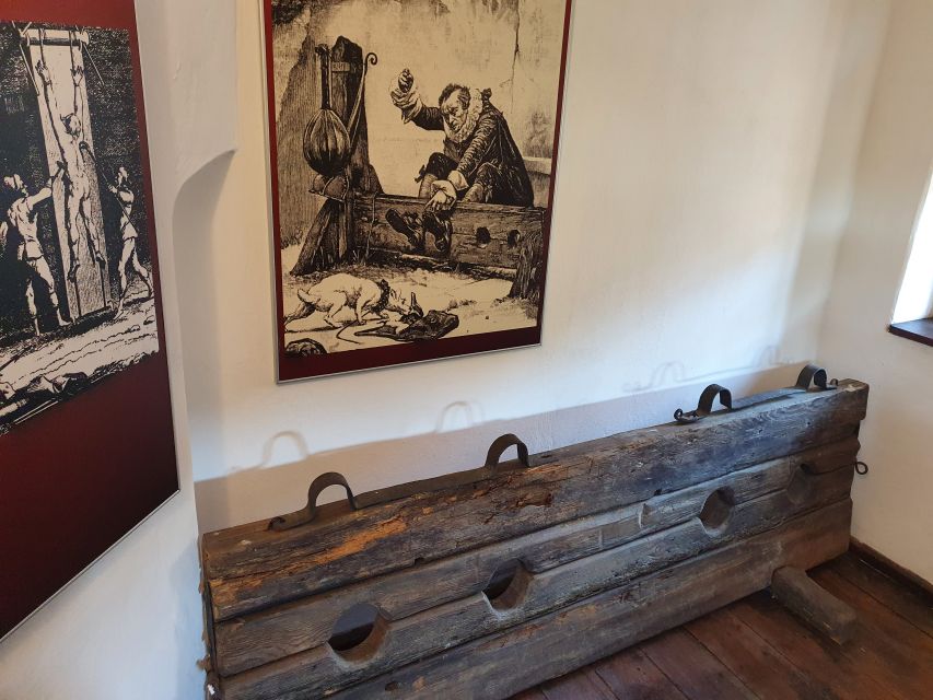 7h Dracula's Castle Private Tour from Bucharest - Fast Tour - Why a private guide changes the experience