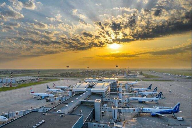 Airport Transfer -One way Bucharest Otopeni Henri Coandă Airport - Delays, communication, and what to prepare