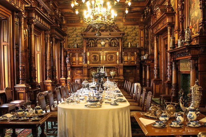 Bear Sanctuary, Bran (Dracula) Castle, Peles Castle From Brasov - What the $132.53 price really buys you