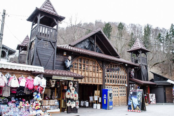 Bran Castle, Bear Sanctuary, and Rasnov Fortress Half Day Tour - Rasnov Citadel and the hilltop view