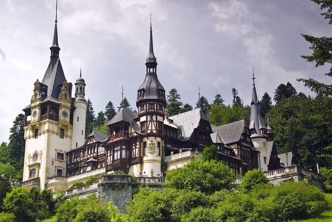 Bran Castle, Peles Castle and Brasov City - Private Tour from Bucharest - Two castles, two very different experiences