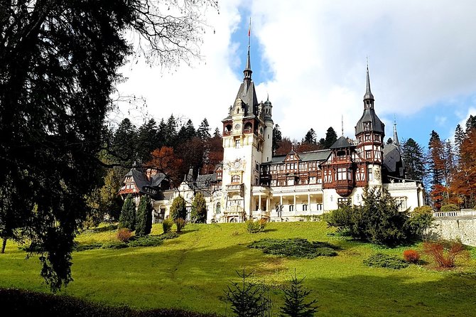 Bran (Dracula) Castle, Peles Castle, Brasov City - Private Tour - What private transportation adds