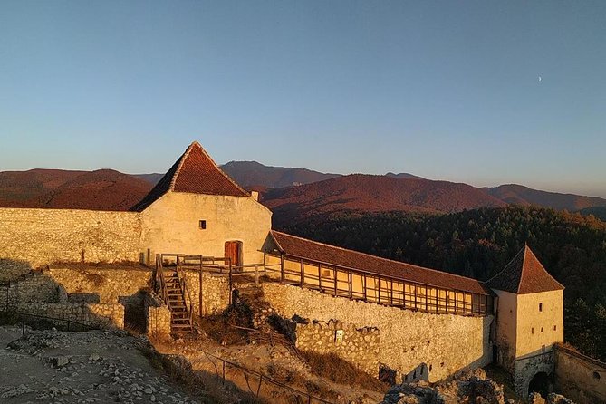 Brasov: Bear Sanctuary, Bran Castle & Rasnov Fortress GUIDED Tour - Small practical details that make a difference