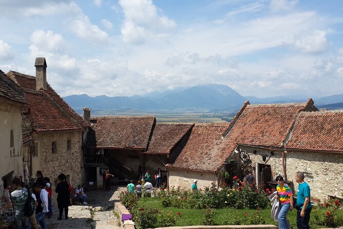 Brasov: Bears Sanctuary, Rasnov Fortress, Bran Castle GUIDED Tour - Is the $70.61 price good value?