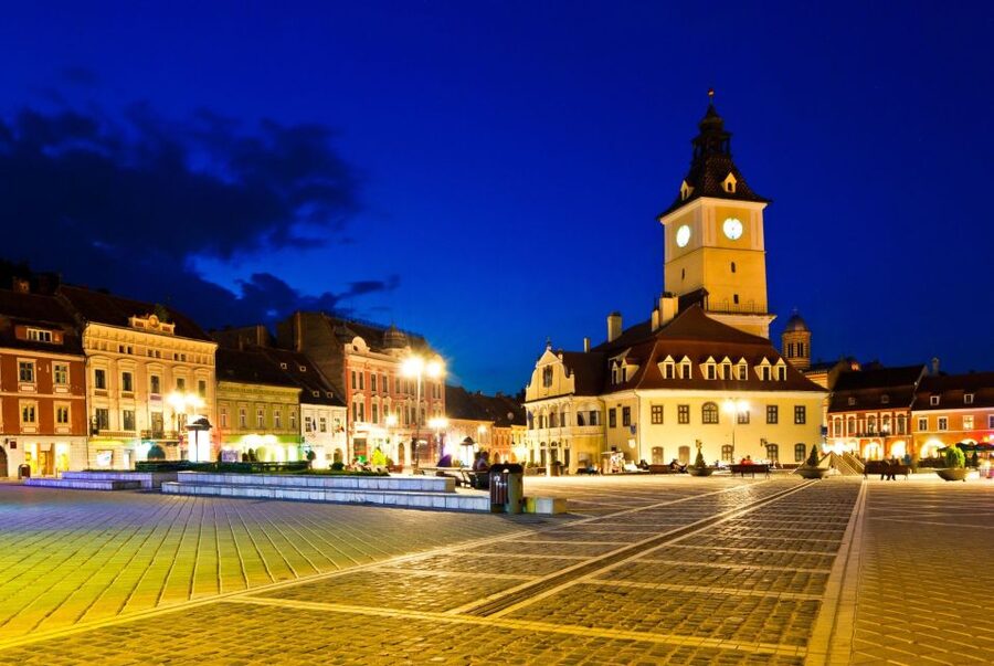 Brasov: Candlelight Tour of Medieval Architecture - Narrow lanes, old gates, and the city’s defenses