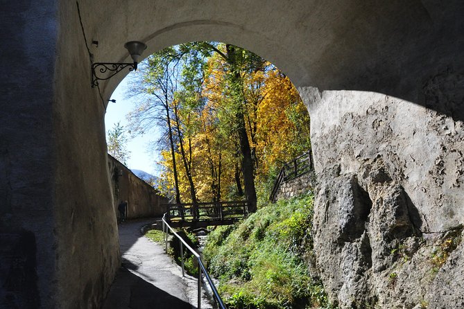 Brasov Old Town Small-Group Walking Tour - Schei, St Nicholas Church, and the First Romanian School