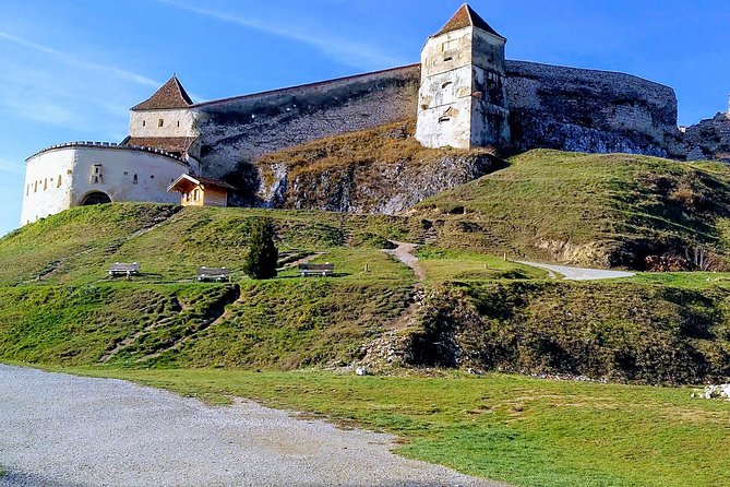 Brasov: Peles Castle, Bran Castles and Rasnov Fortress Day Tour - How the day feels in practice