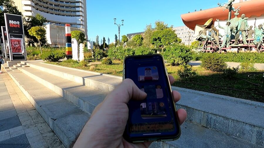 Bucharest 1989 Revolution Walking Tour with Smartphone App - Who will enjoy this format most