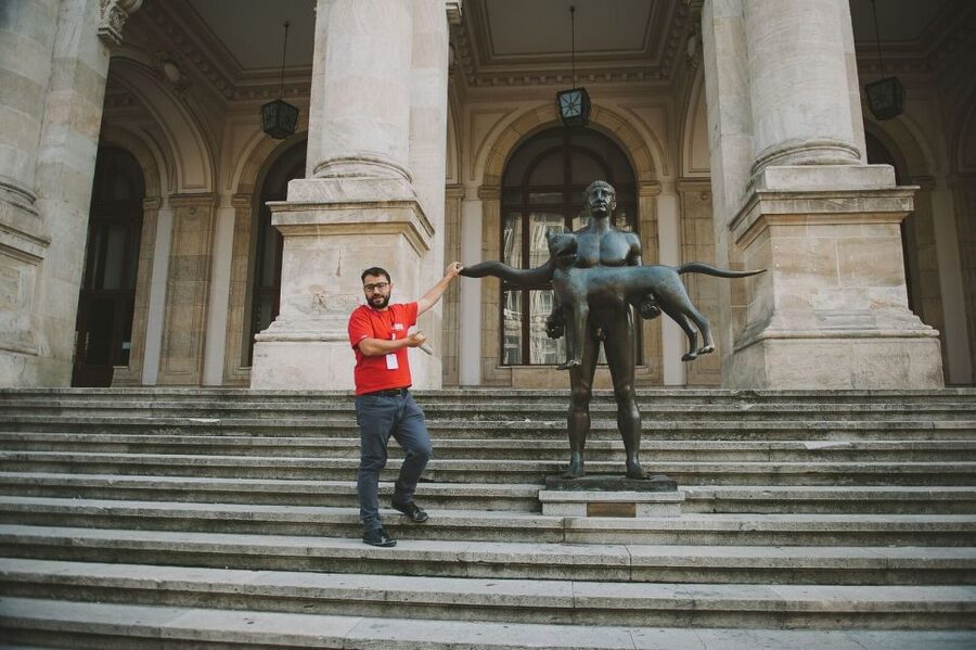 Bucharest: 3-Hour Walking Tour - How the guides shape the experience