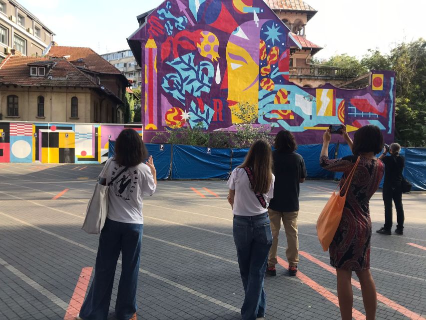 Bucharest: Alternative Sightseeing 2.5-3h-Hour Guided Tour - Kraft Market and small-scale creative work