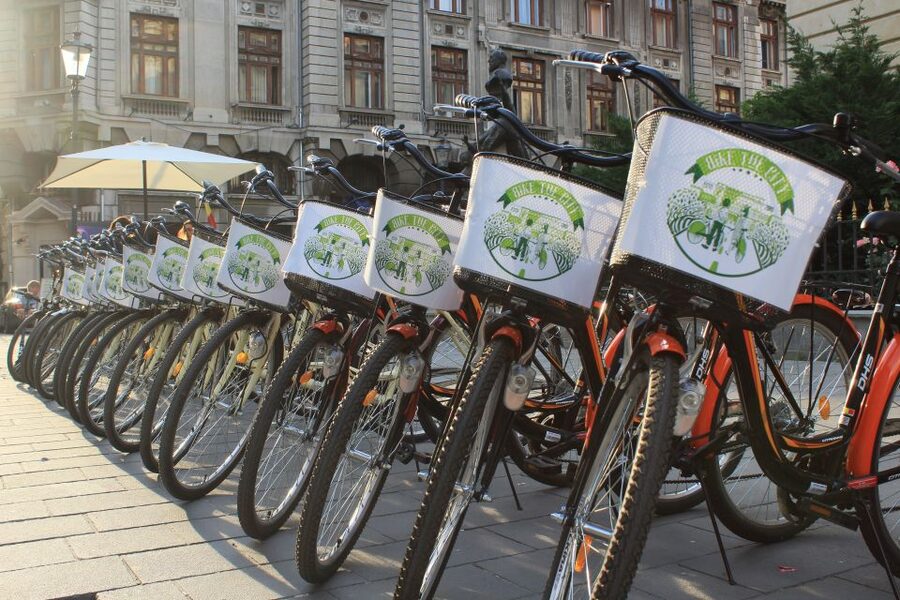 Bucharest Bike Rentals - Reaching the Palace of Parliament and Presidential Palace