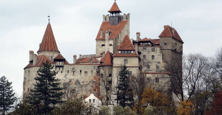 Bucharest: Bran & Peles Castle with Rasnov Citadel Day Trip - Peles Castle, Romania’s royal showpiece
