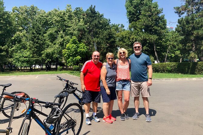 Bucharest by bike - Royal buildings and Communist modernism
