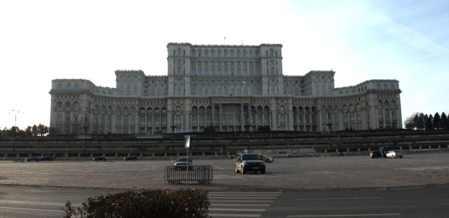 Bucharest by car - full day 'stop and visit' experience - The Tomb of the Unknown Soldier and the Patriarchal Hill