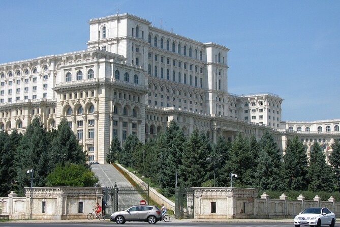Bucharest City Tour 4h - The Palace of Parliament and the cost of power