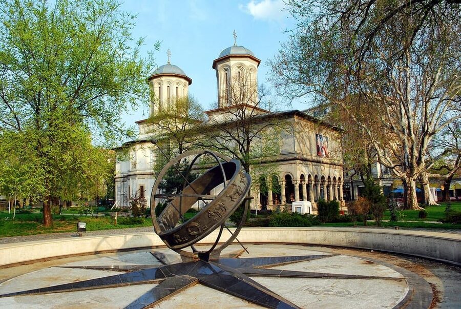 Bucharest city tour by car - Ceausescu’s House and the late communist period