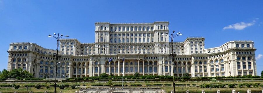 Bucharest city tour by car - What the guide adds to a short tour