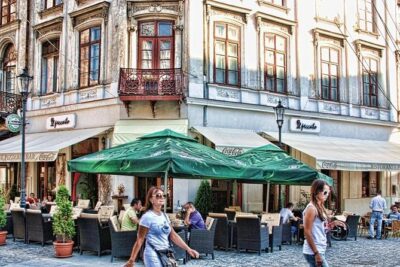 Bucharest City Tour: Private Guided Experience