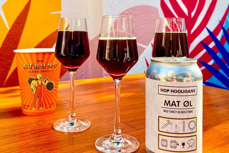Bucharest: Craft Beer Tour with Traditional Meal - The first neighborhood walk: modern plans over an older city