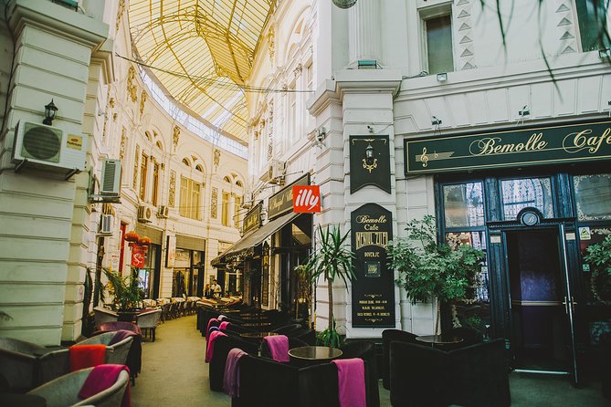 Bucharest Discovery morning tour - Constitution Square and the Communist City