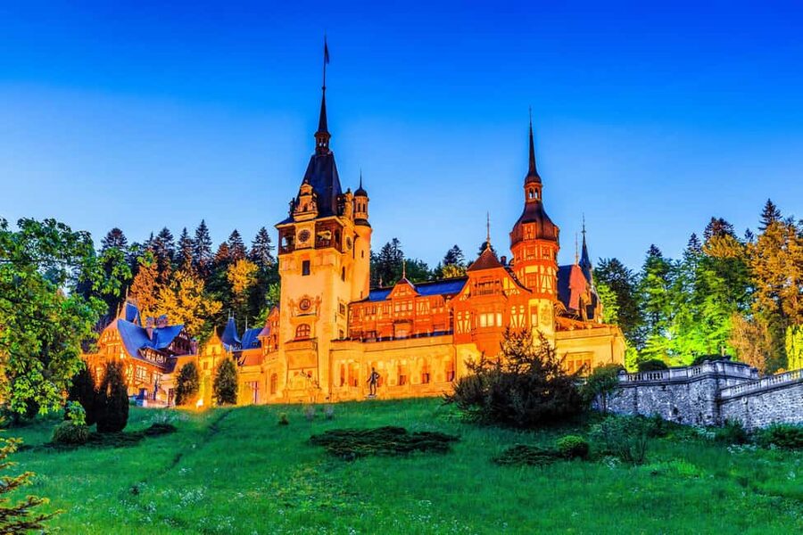 Bucharest : Dracula Castle, Peles Castle and Brasov Day Trip - Bran Castle and the Dracula story