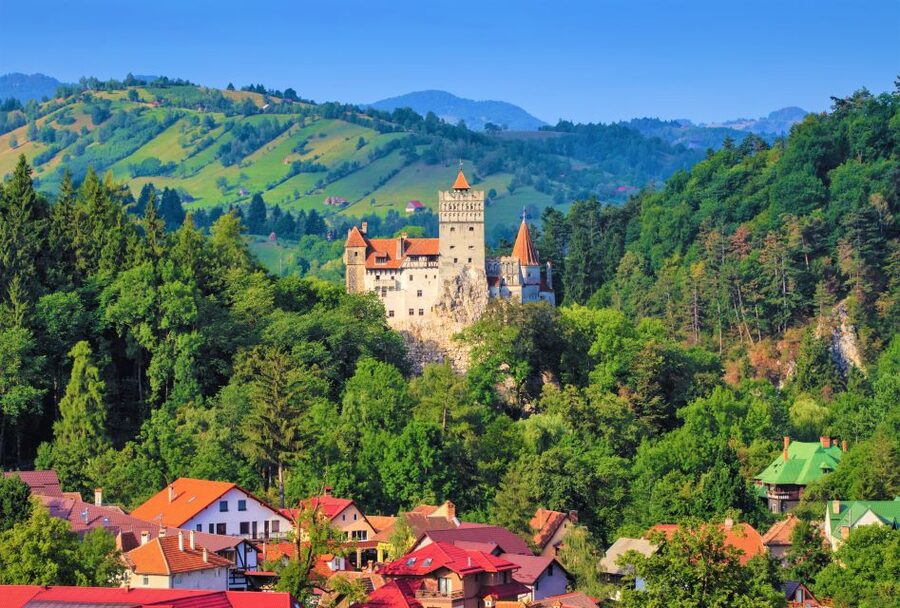 Bucharest: Dracula Castle, Peles Castle & Brasov Old Town - Why this Bucharest to Transylvania trip works