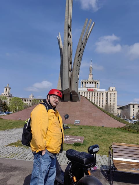 Bucharest electric city tour by Smart Balance #green - Village Museum and King Michael I Park