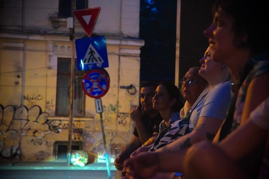 Bucharest: Ghost Stories & Romanian Mythology Walking Tour - Why Bucharest works so well for a ghost walk