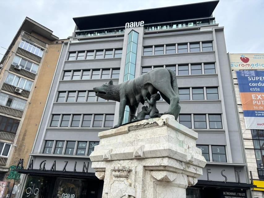 Bucharest: Guided Walking Tour with Romanian Snack - Key points at a glance