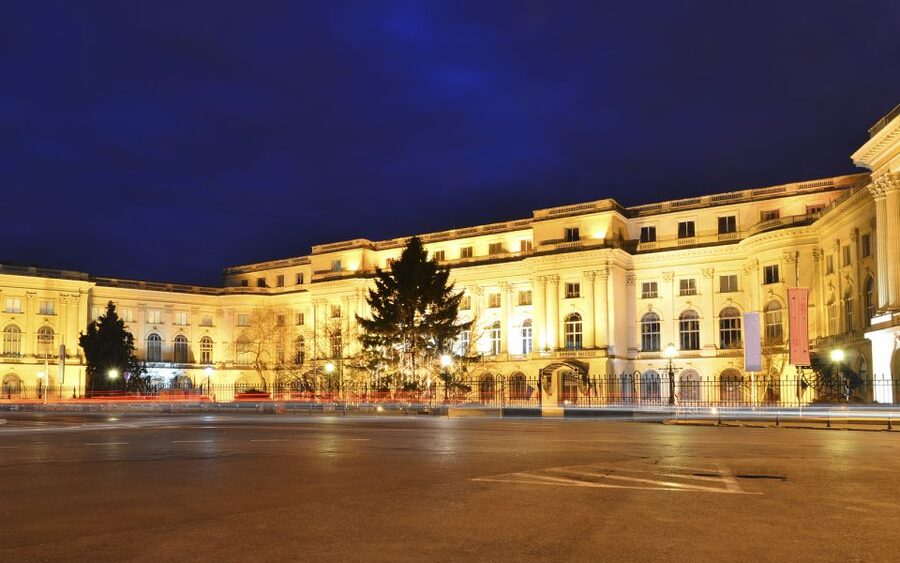 Bucharest: Half Day Bike Tour - Victoria Boulevard and Bucharest’s Little Paris years