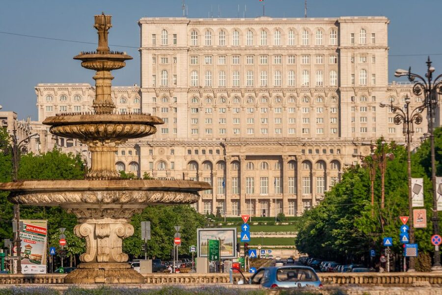 Bucharest: Half-Day Sightseeing Tour - Union Square, University Square, and Romana Square