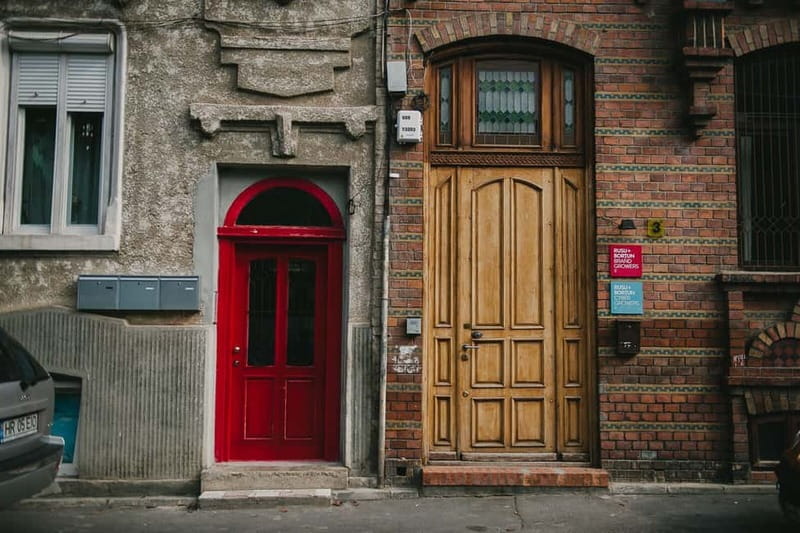 Bucharest: Hidden Gems 2.5-Hour Walking Tour - Mantuleasa Street and Mircea Eliade