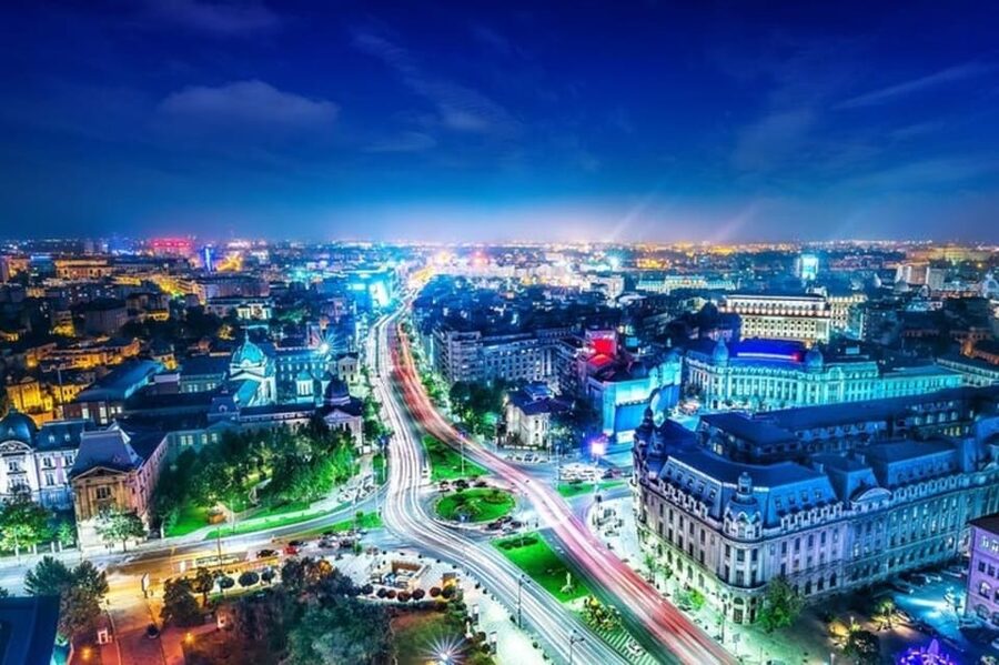 Bucharest : Highlights & Hidden Gems Walking Tour - Manuc’s Inn and Hanul Gabroveni: Bucharest’s trading past