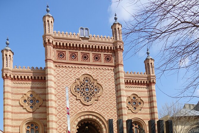 Bucharest Jewish Heritage Private Walking Tour - Why this corner of Bucharest matters