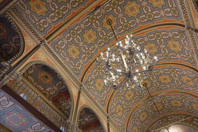 Bucharest Jewish Heritage Private Walking Tour - Inside the Great Synagogue