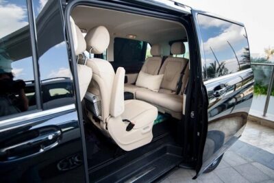 Bucharest Luxury Airport Transfer with Minivan and Business Cars