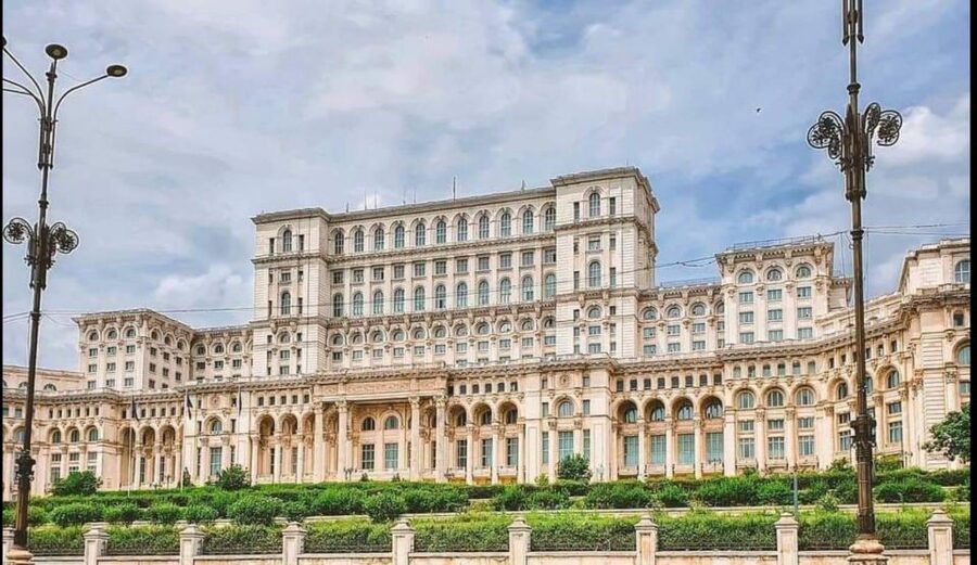 Bucharest Panoramic City Tour & Street Food - Why this tour works for first-time Bucharest visitors